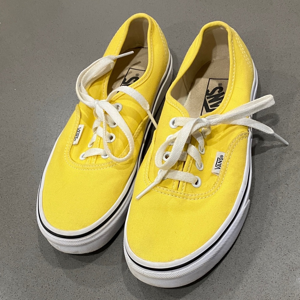 Vans Bright Yellow Canvas Shoes Women’s size 6.5 Men’s size 5.0